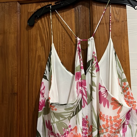 Like New! Never Worn Summer Colors! Old Navy Maxi! No flaws!! Would also fit XXL - Picture 4 of 4